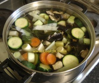 Cooking vegetable stock